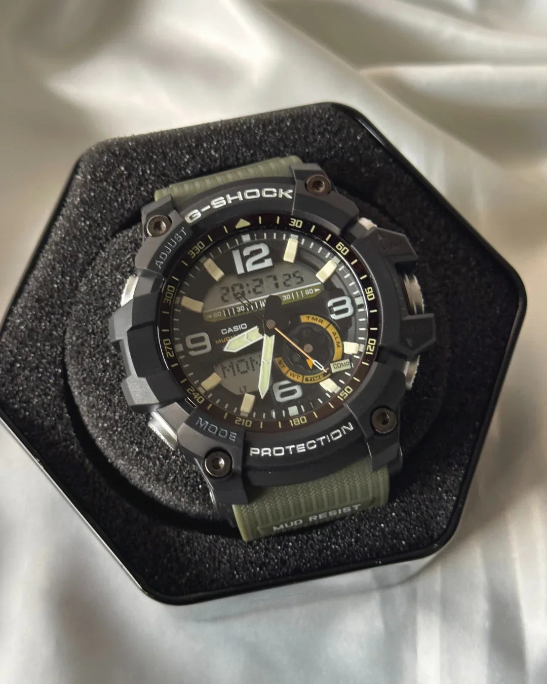 G-ShocK Mudmaster GG-1000 (Analog Digital Watch)