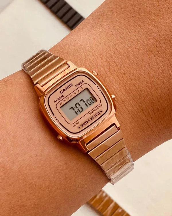Casio Mini vintage watch - For Women's