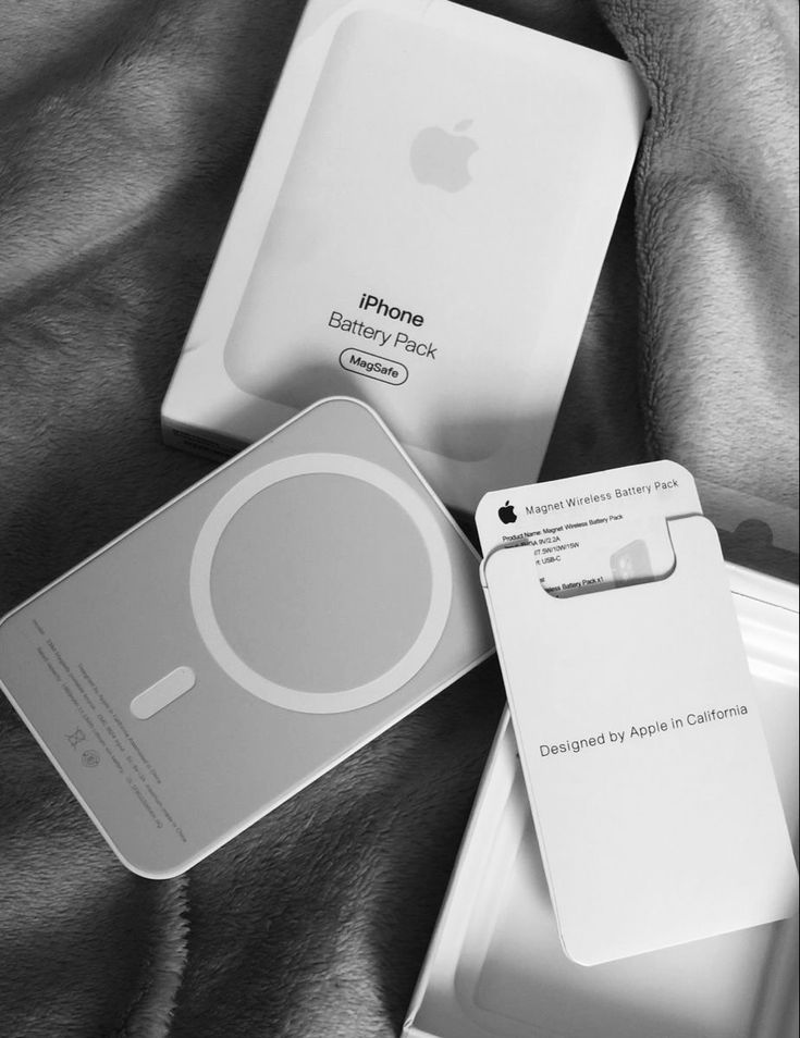 4 -in-1 Combo | AirPods Pro 2 + 20W MagSafe Powerbank + 25W MagSafe Charger (1M) + 20W Adaptor and Cable